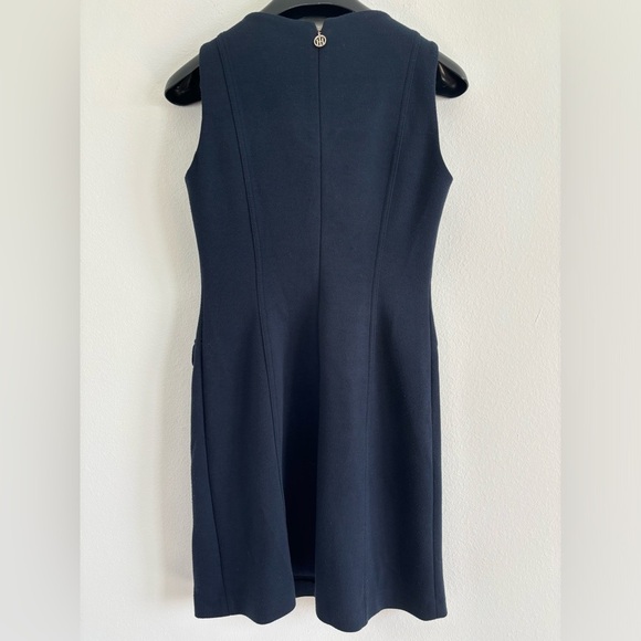 Tommy Hilfiger Dress Womens Size 4 Navy Sleeveless Shift Pockets Nautical Career - Picture 2 of 11